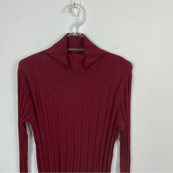 J. Crew 365 Stretch Ribbed Turtleneck Sweater Burgundy Size Medium - Picture 4 of 8